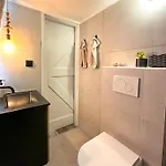 Apartment Escape *